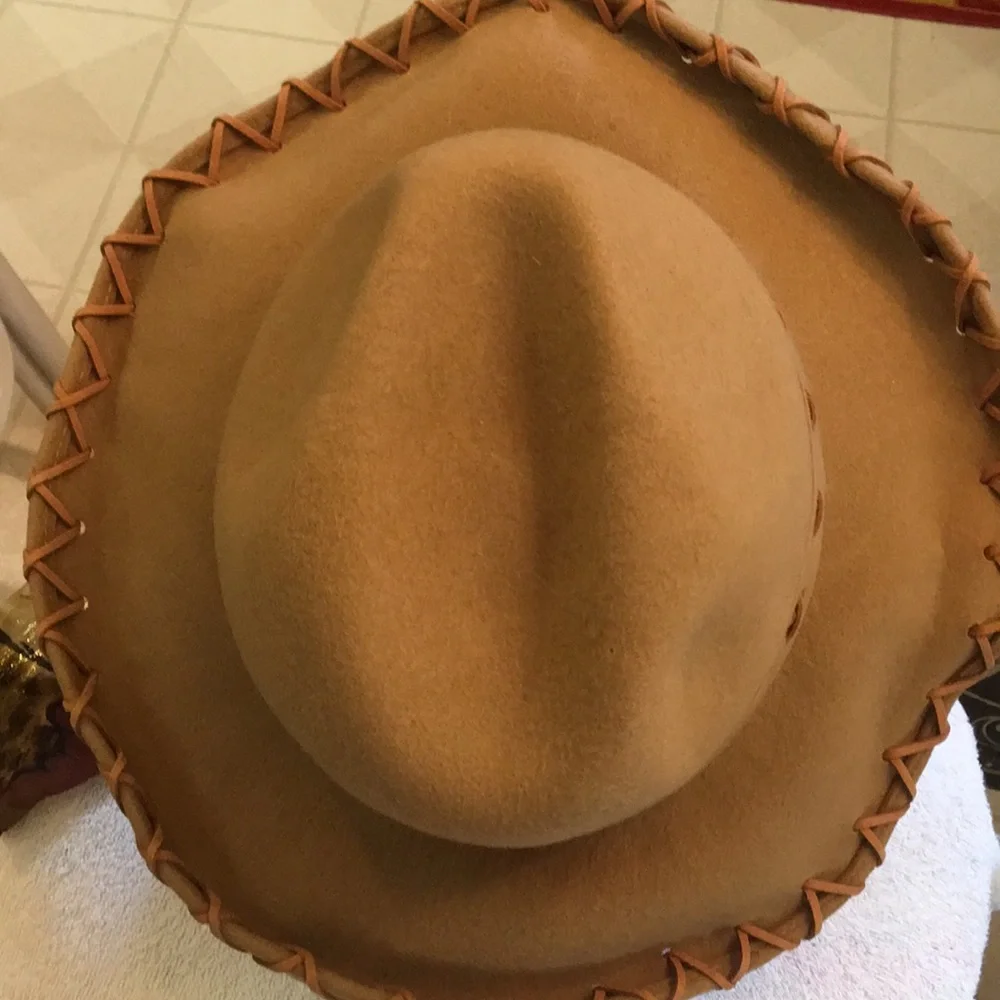 “Scala Collection” Stylish Tan Hat - Picture 3 of 11